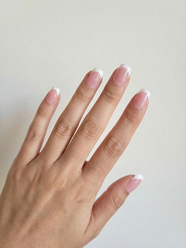 Faux ongles press-on French Blanche Classique