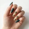 Faux ongles press-on vert sapin ou Press-on nails Emerald Forest