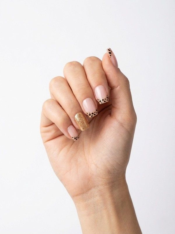 Faux ongles press-on Léopard Doré