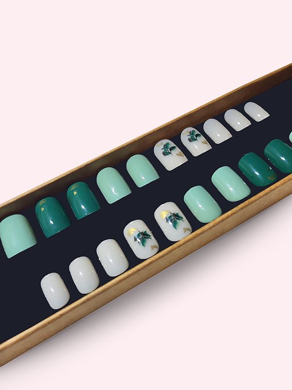 Faux ongles press-on Menthe Fleurie