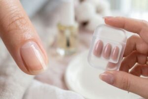 Ongle naturel sain et capsule NailsCaps.